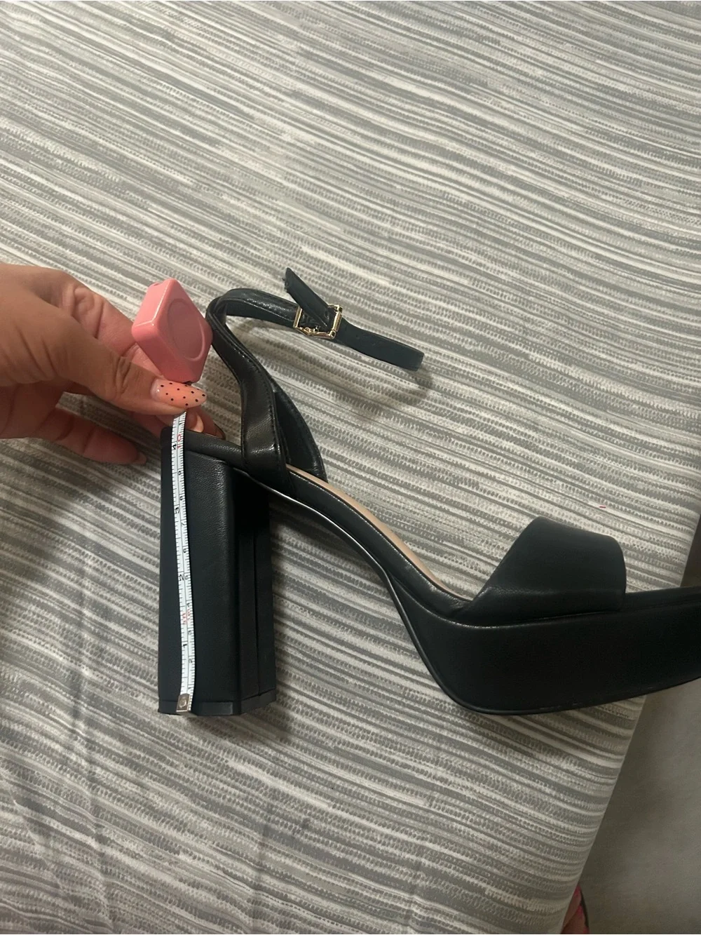 Dream Pairs Black Block Heel Sandals with Ankle Strap and Wide Front Band